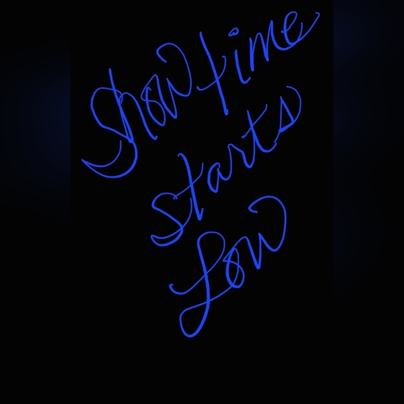 Calvin Klein - Picture 6 of 6